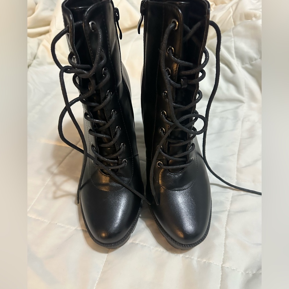 Women's booties